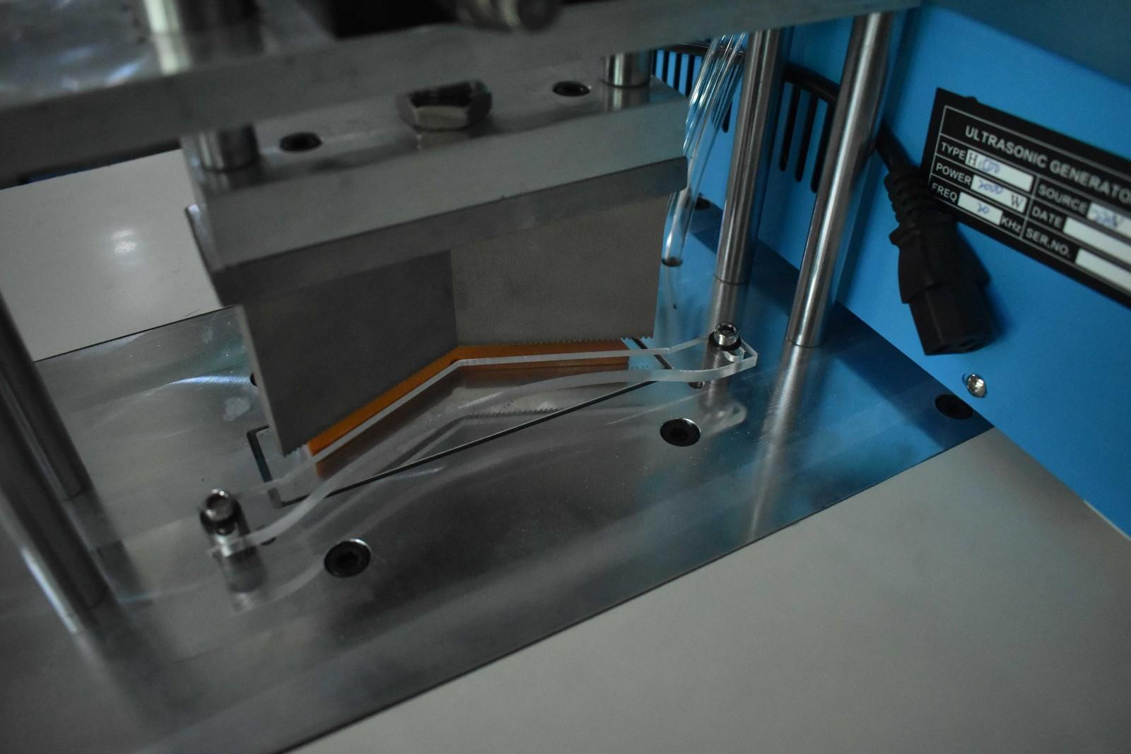 top automated velcro cutting machine for busniess for elastic with words-3