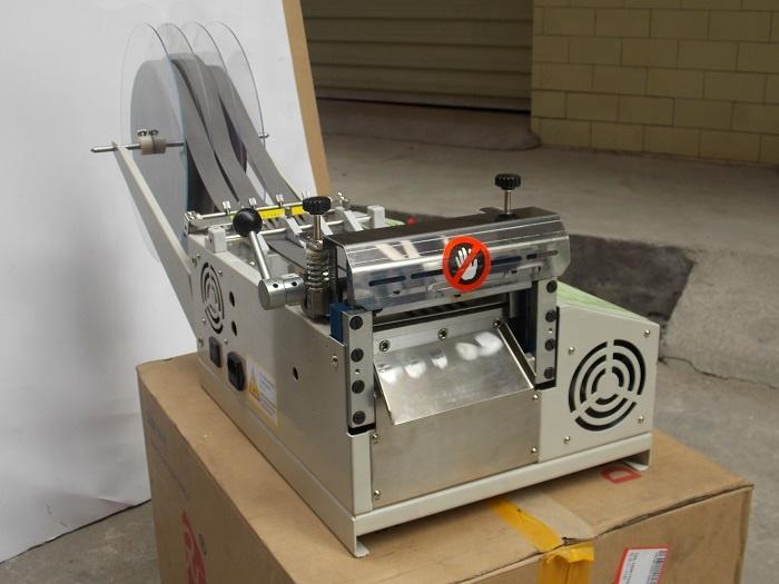ZORON Machinery automatic ribbon cutting machine with electronic sensor for fabric-2
